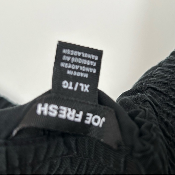 Black Off the Shoulder Blouse - Picture 3 of 4